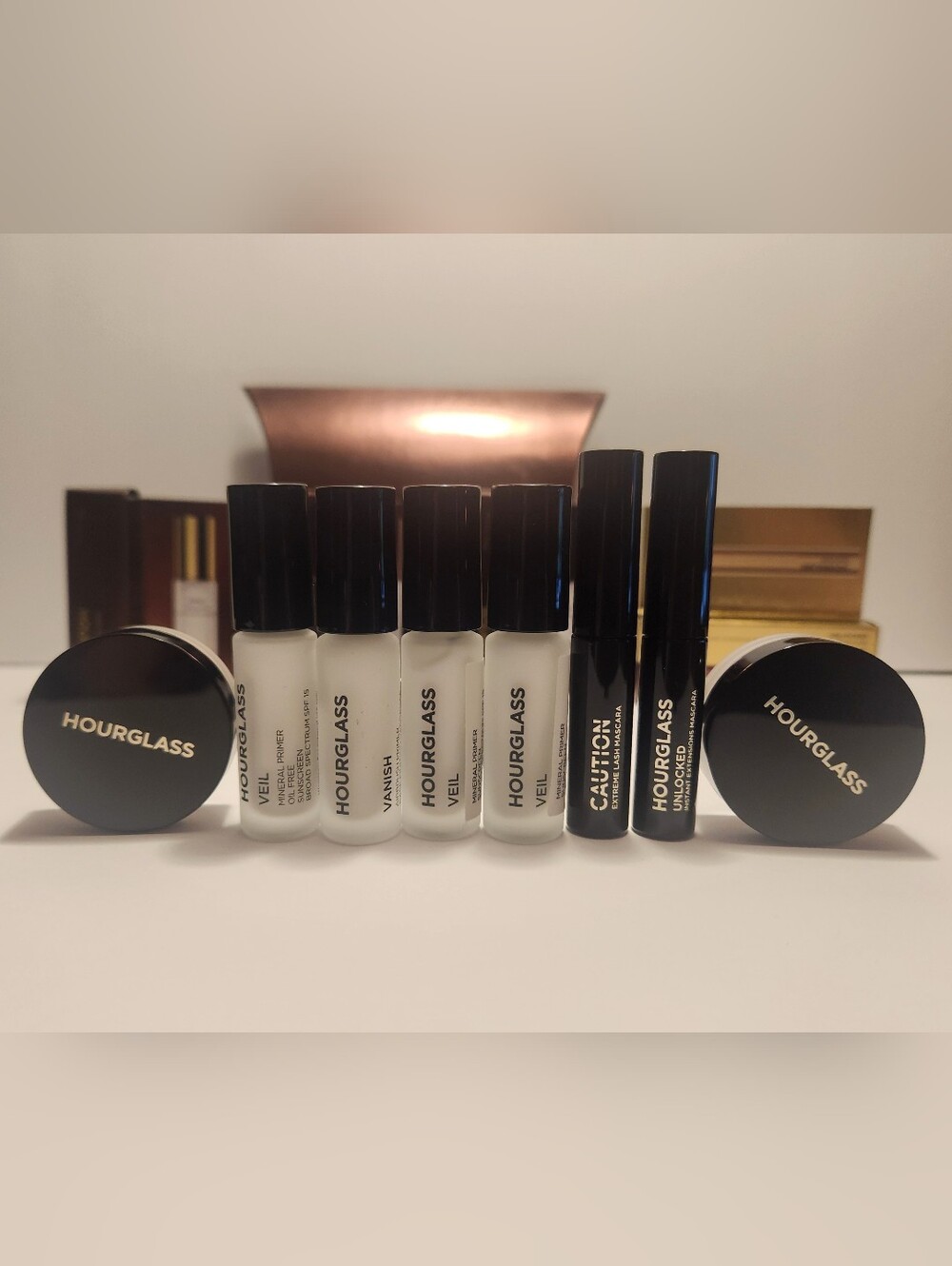 NEW Hourglass Makeup Set - Picture 2 of 15